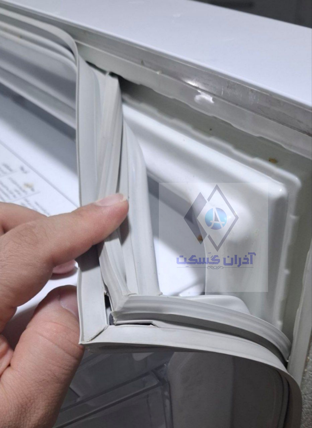 نواردور درب یخچال امرسان فشاری A۶۳.۵*۷۸.۵