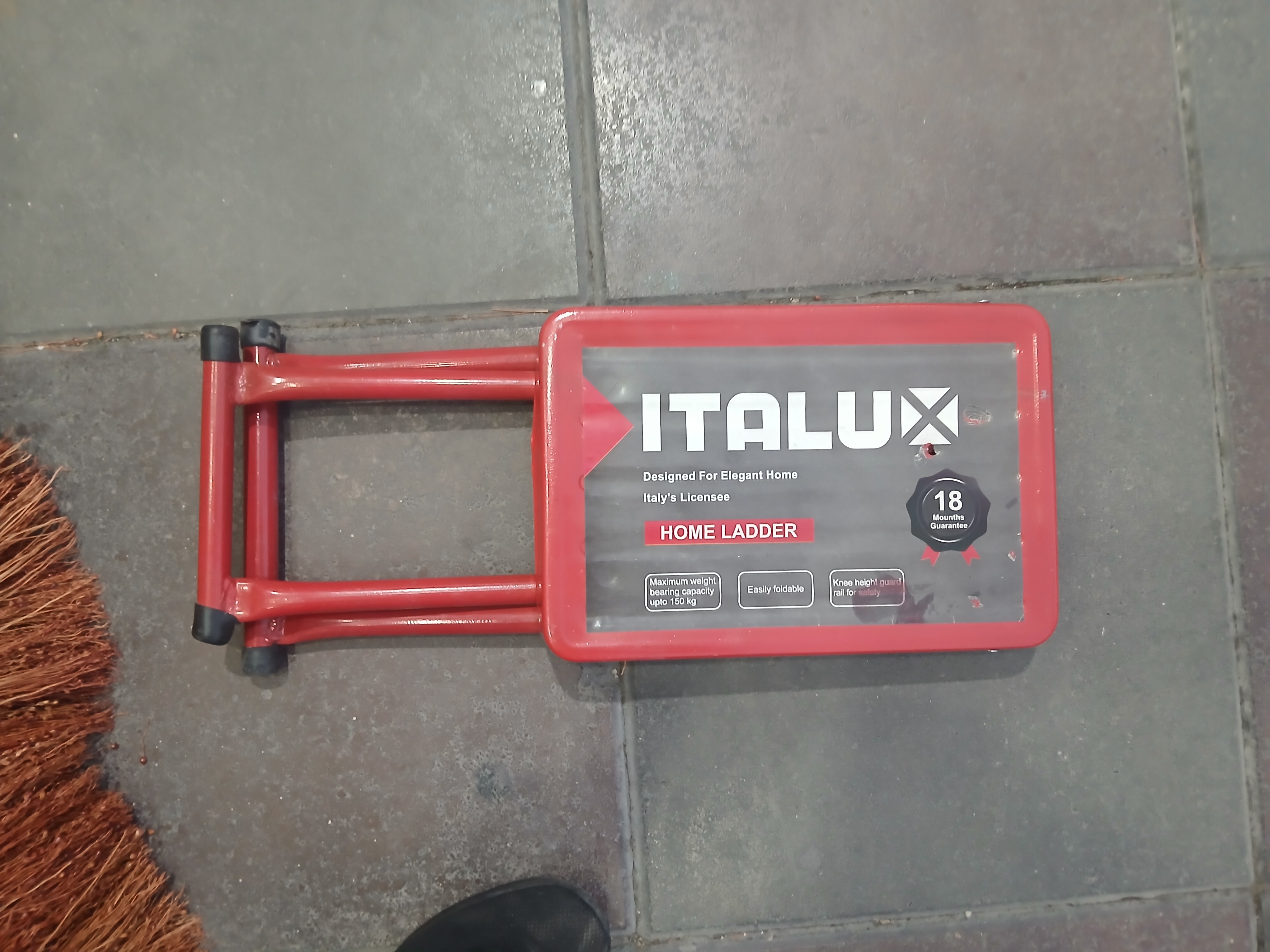 صندلی تاشو ITALU